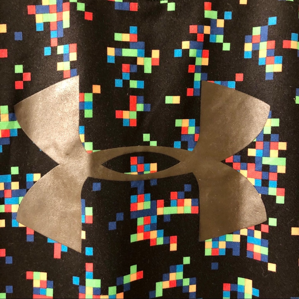 Under Armour Loose Fit Heatgear Multi-Color Shirt